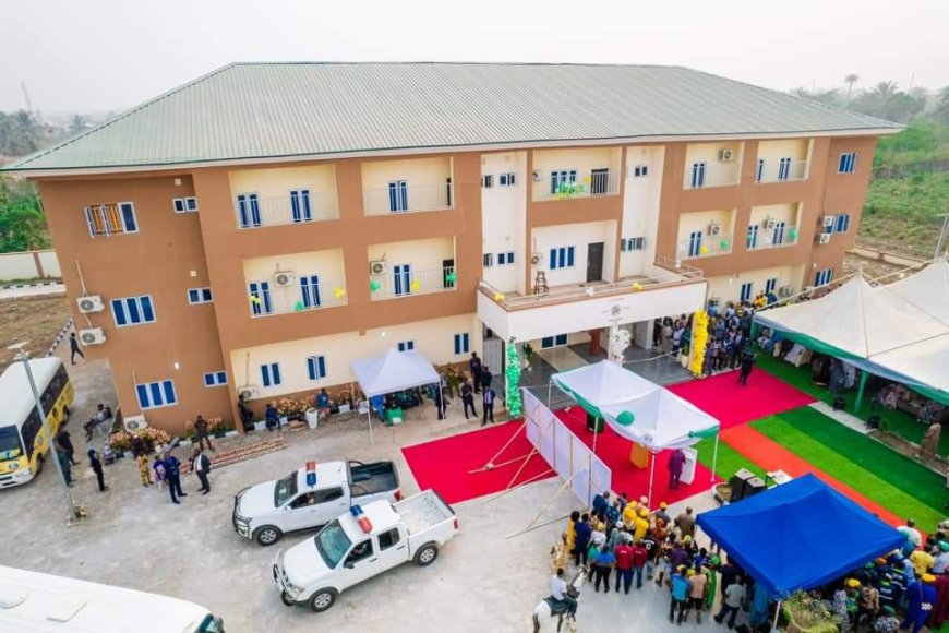 VP Osinbajo Commissions 100-bed Mother and Child Hospital in Ogun State