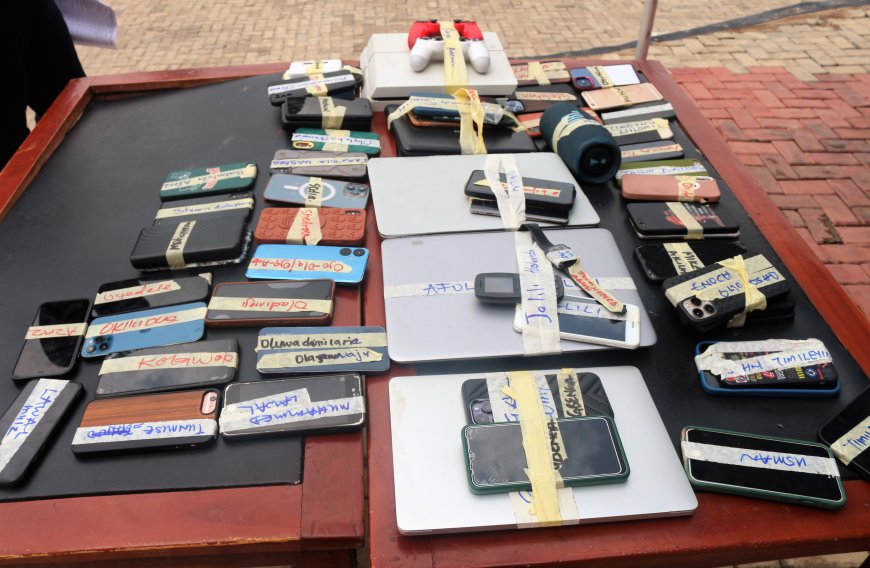 EFCC Arrests 44 Suspected Internet Fraudsters In Ibadan