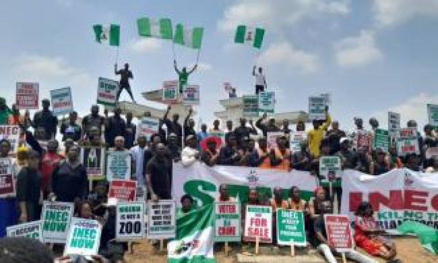 #Free Nigeria Movement Demonstrates At Presidential Election Tribunal Venue