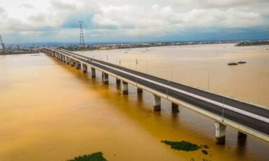 Buhari Names Secretariat After Goodluck Jonathan, Commissions Second Niger Bridge Others,    Says His Administration Invested In Infrastructure For Economic Growth, Prosperity