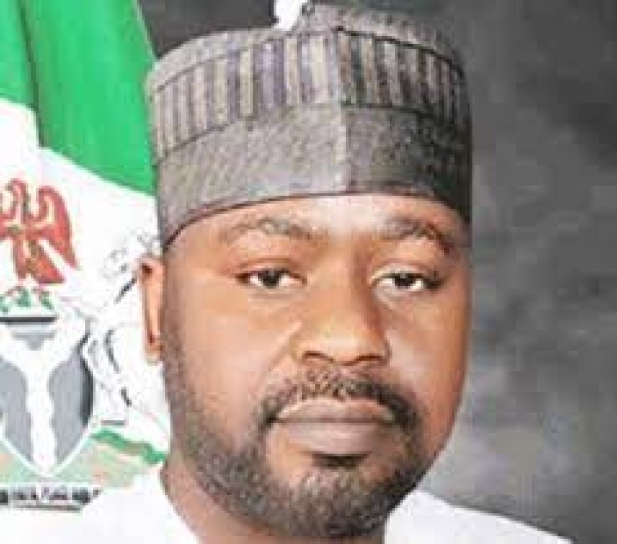 N450m Fraud:  Former Power Minister, Wakil, Four Others In Trouble As EFCC Closes Case Against Them