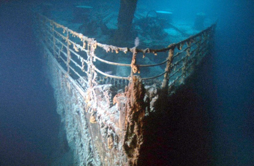 Titanic Tour Sub, With Billionaire Tourists On Board, Missing