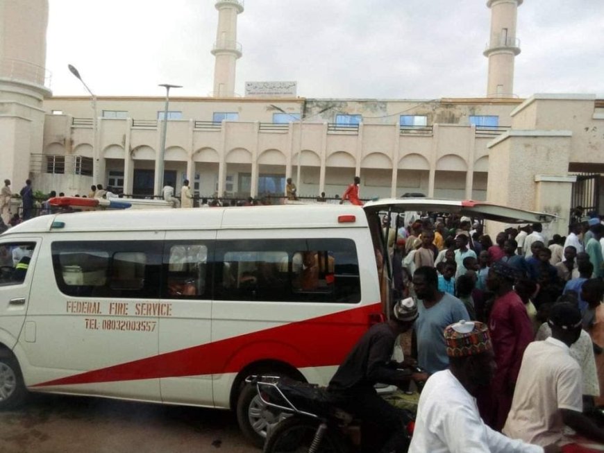 Many Killed As Zaria Central Mosque Roof Collapses On Worshippers