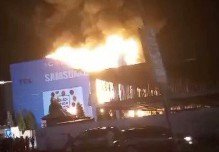 Multi-Billion Naira Samsung Phones Destroyed In Samsung Showroom Fire Disaster In Abuja