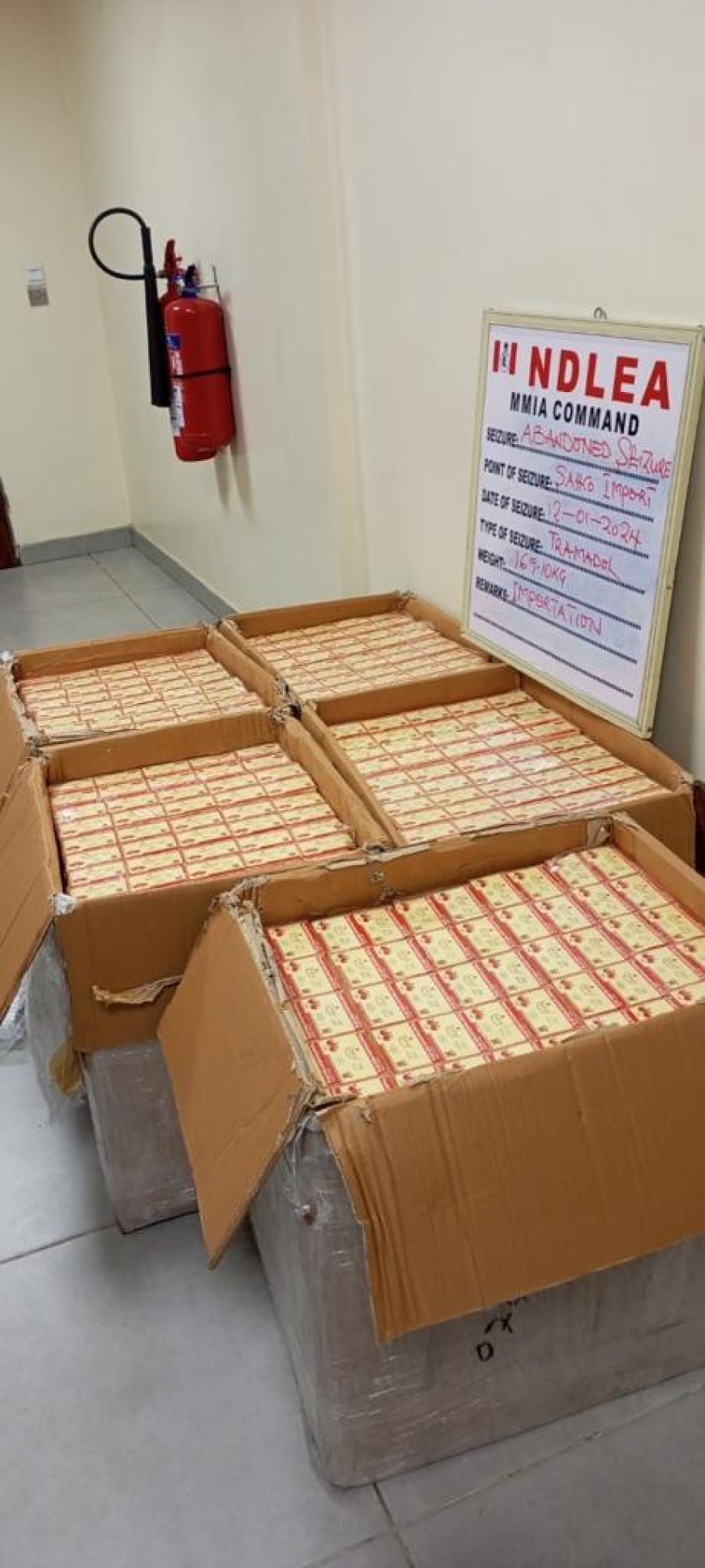 NDLEA Raids Illegal Drug Manufacturing Factory In Ibadan...Seizes 300,000 Tramadol Pills From Pakistan