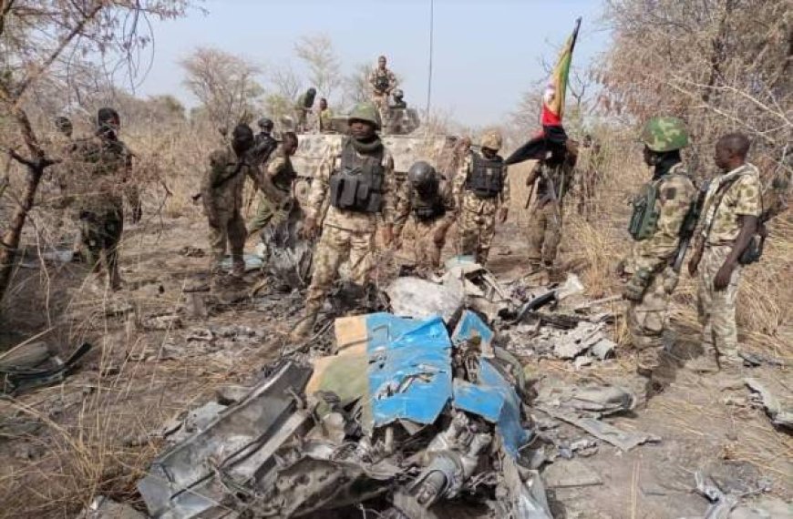 Bandits Kill 30 Security Volunteers in Niger, Sack Military Camp, Attack Emir in Zamfara