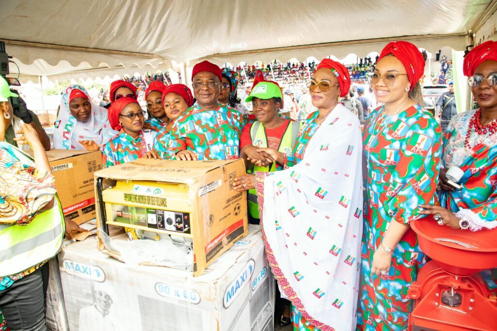 Uzodimma commends First Lady, RHI and OSSAP-SDGs for implementing the programme and supporting women and vulnerable groups across the country